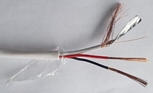Коаксиальный кабель КВК белого цвета 2 жилы питания, 0,75 мм (КВК-В-2х0,75 ЛМ)