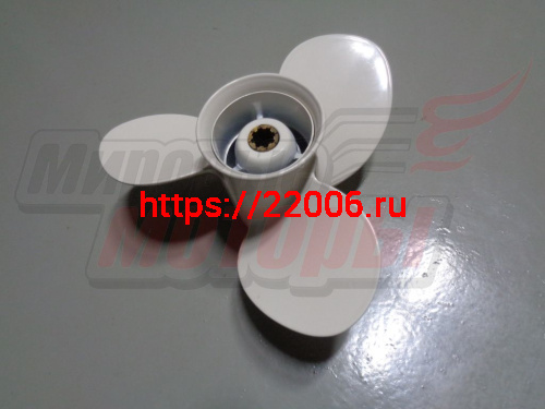 Винт 9 1/4*8 (шаг 8) (8 шлицов) (9,9-20НР) (YAMAHA) Винт 9 1/4*8 (шаг 8) (8 шлицов) (9,9-20НР) (YAMAHA)