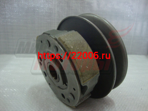 Муфта сцепления вариатора с колодками + ведомый конус Suzuki AD50 Муфта сцепления вариатора с колодками + ведомый конус Suzuki AD50